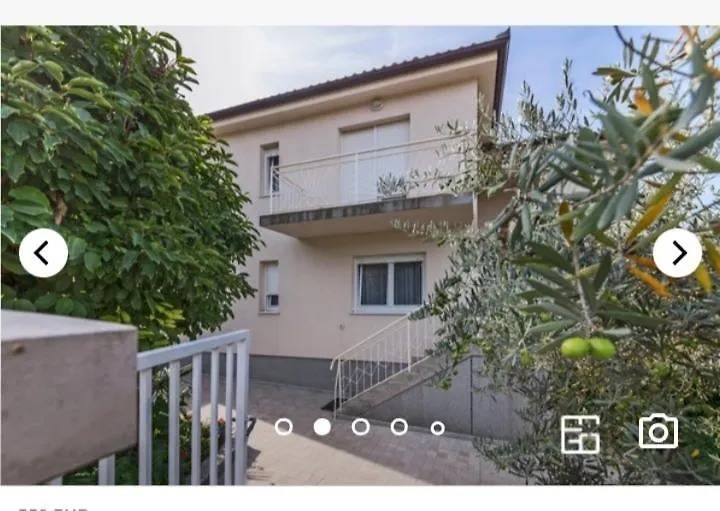 Lily Apartman Póla
